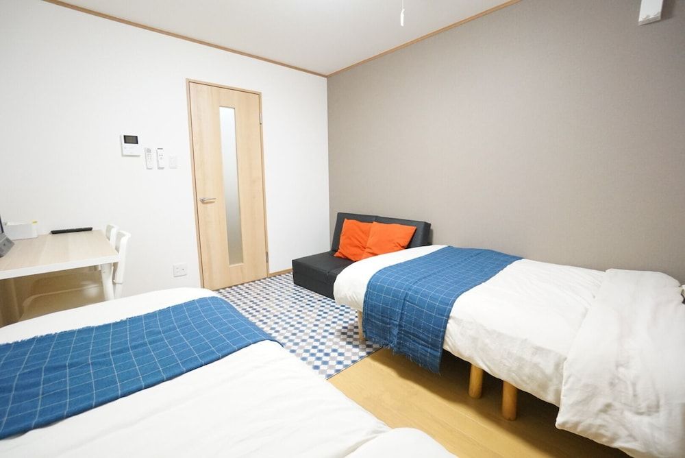 undefined Terry's Apartment Namba South V C02E 4