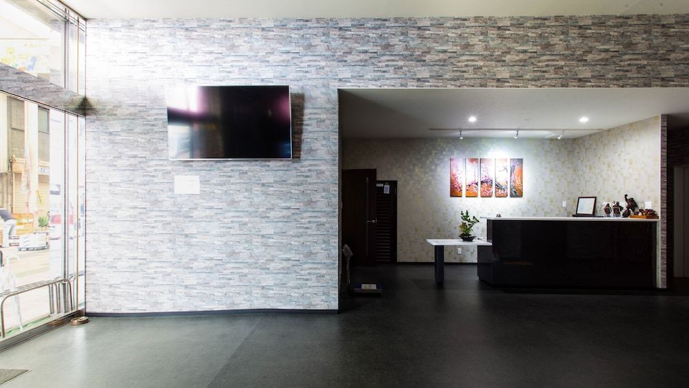 undefined Holiday Pearl Hotel 9