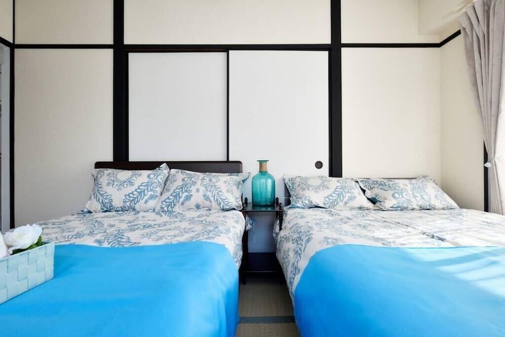 Doutonbori Family Apartment Family Room 3