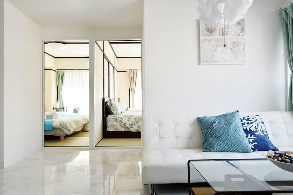 Doutonbori Family Apartment Family Room 9