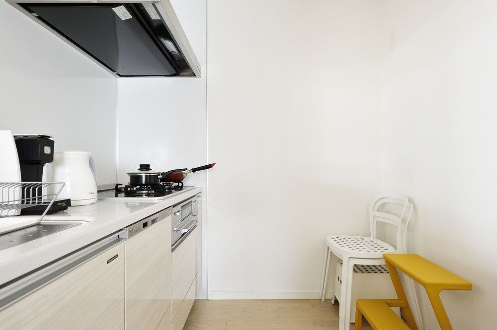 Crystal Exe Nippombashi 406 Apartment 17