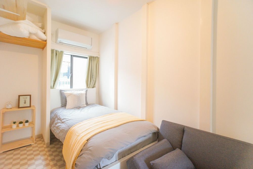 Matsuyamachi House House, 2 Bedrooms 31