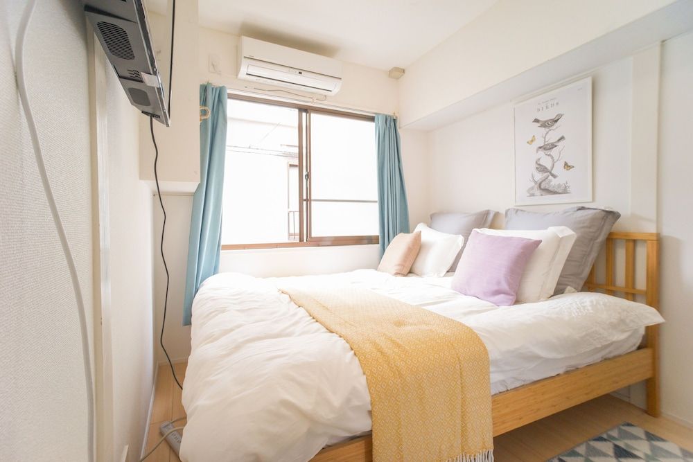 Matsuyamachi House House, 2 Bedrooms 8