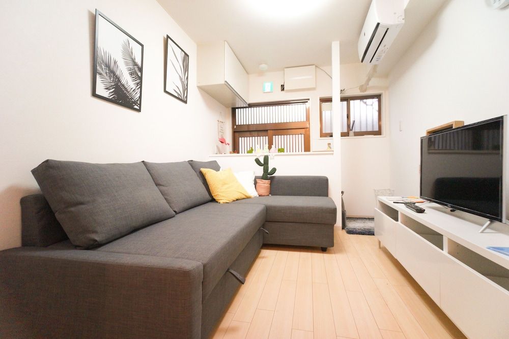 Matsuyamachi House House, 2 Bedrooms 16