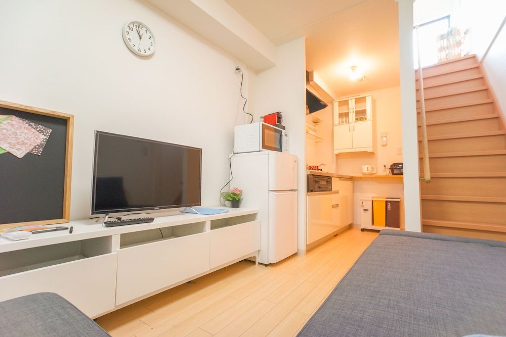 Matsuyamachi House House, 2 Bedrooms 57