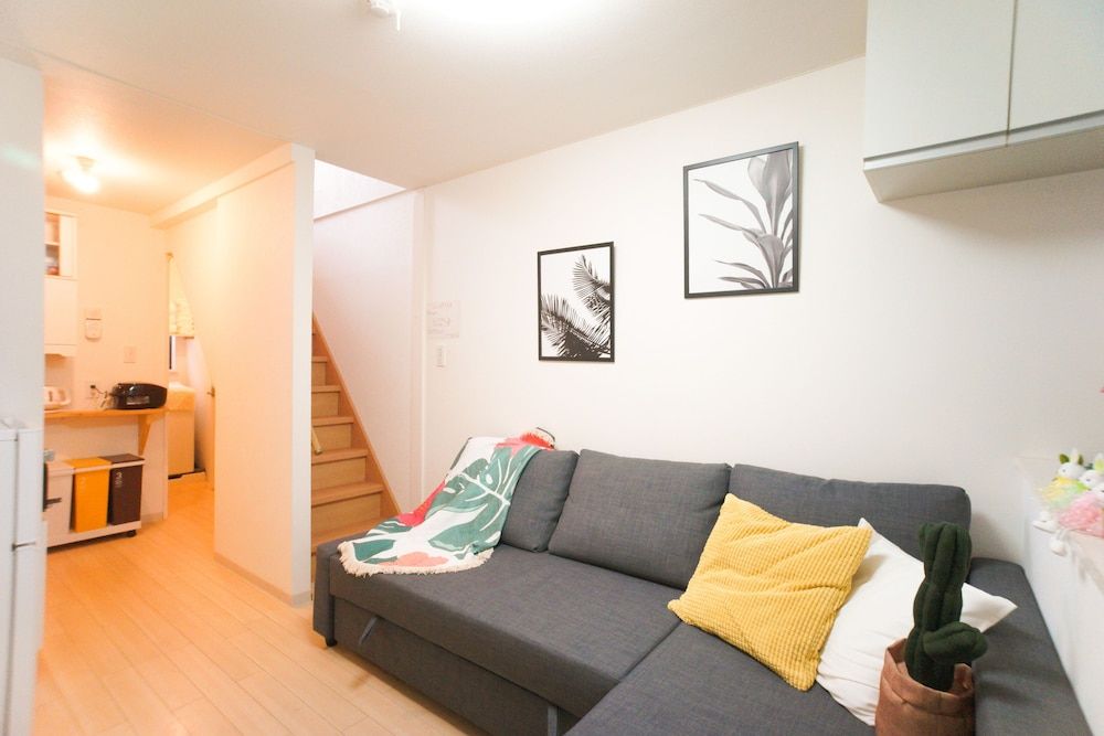 Matsuyamachi House House, 2 Bedrooms 42