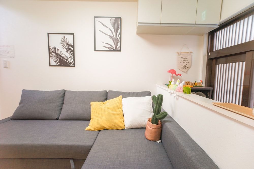 Matsuyamachi House House, 2 Bedrooms 59