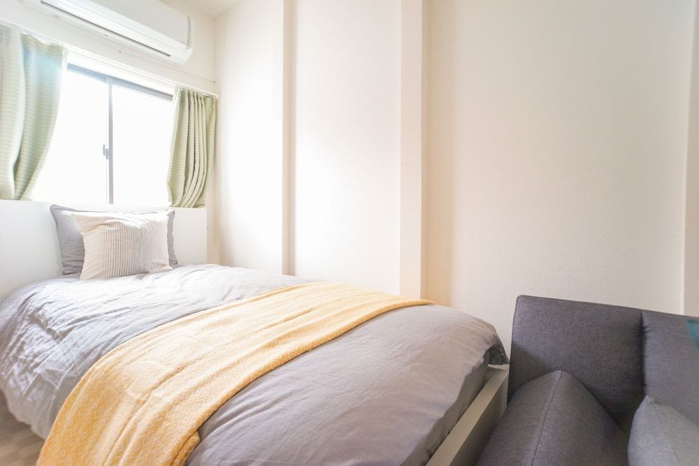 Matsuyamachi House House, 2 Bedrooms 40