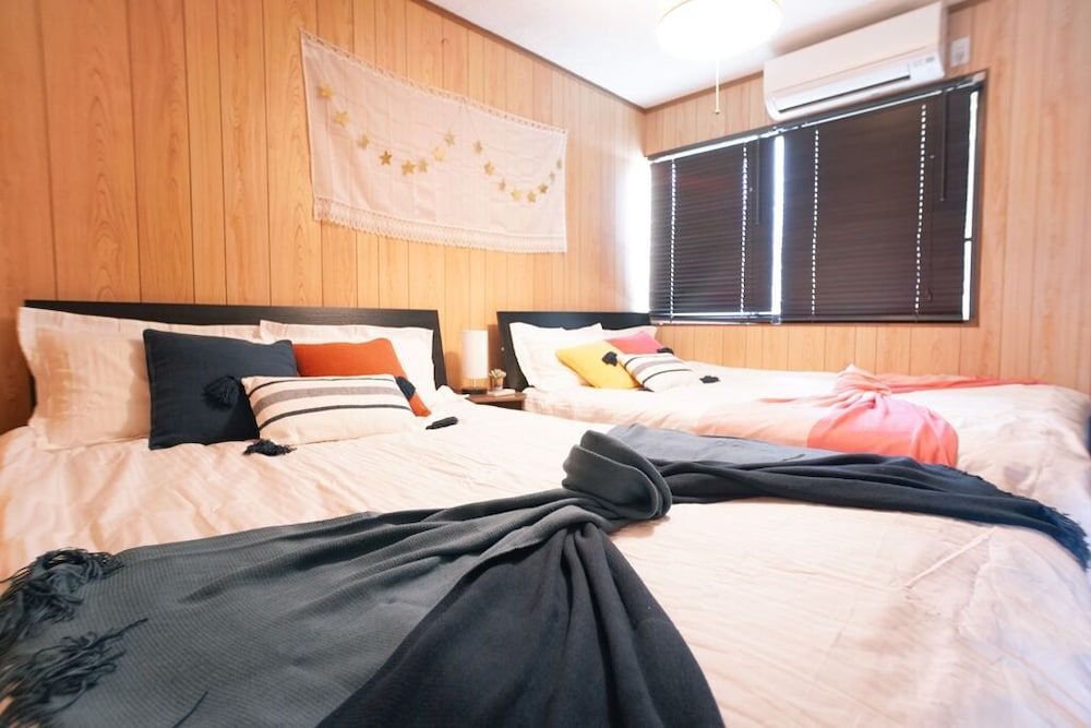 undefined Tsurumibashi House 8