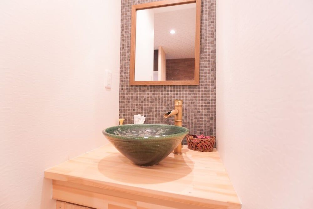 Tsurumibashi House House, 3 Bedrooms 75