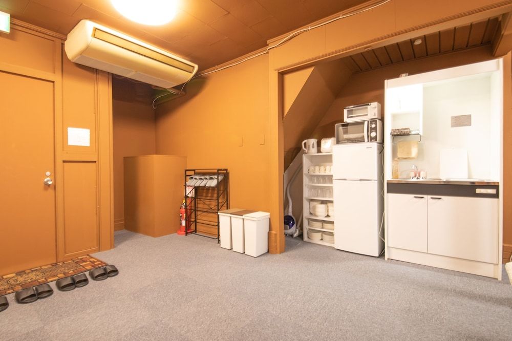 undefined Golgo House 6