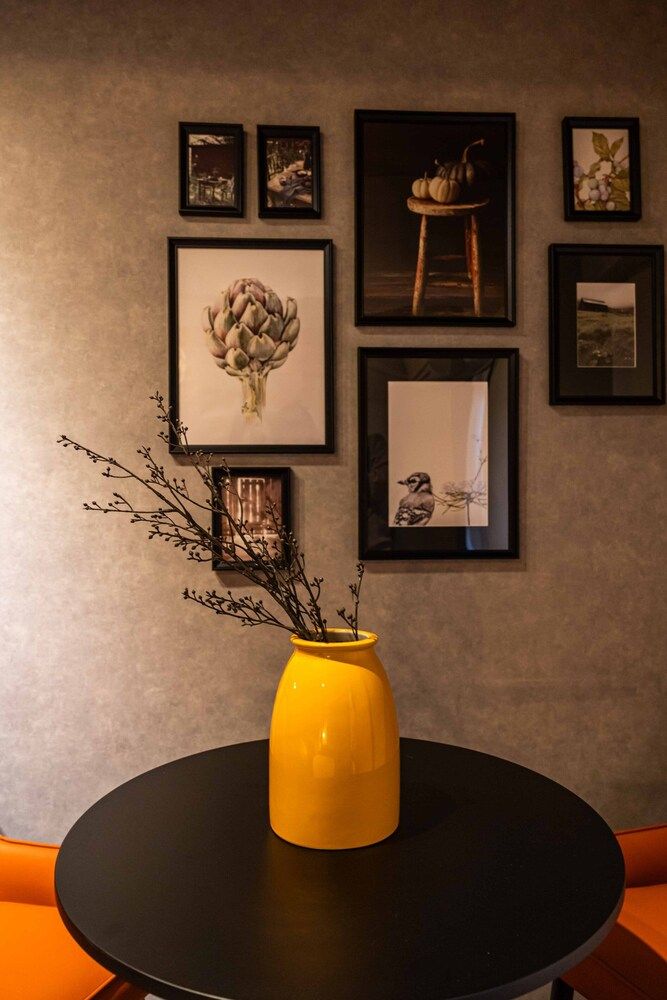 undefined Bird Land in Shinsaibashi east 3