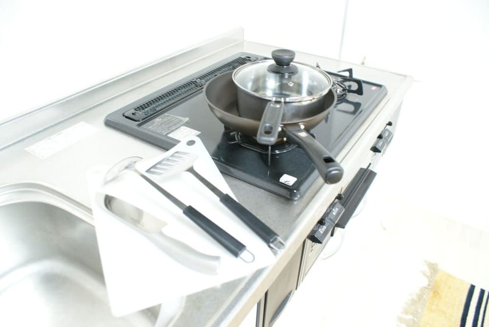 Shin-Osaka GRAND-H 202 SHIN-OSAKA GRAND-H 202 12