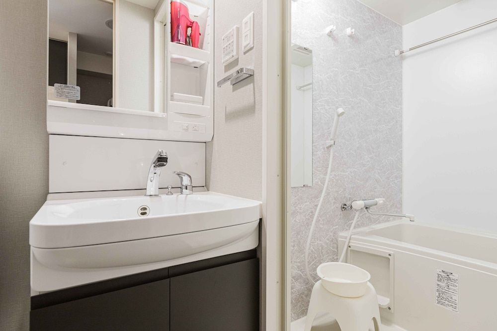 undefined Ostay Shin-Osaka Hotel Apartment 9