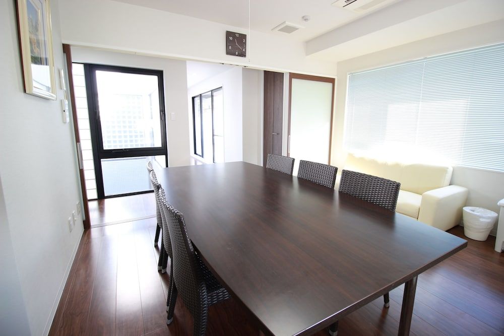 undefined Atrium - Self Check-In Only 7