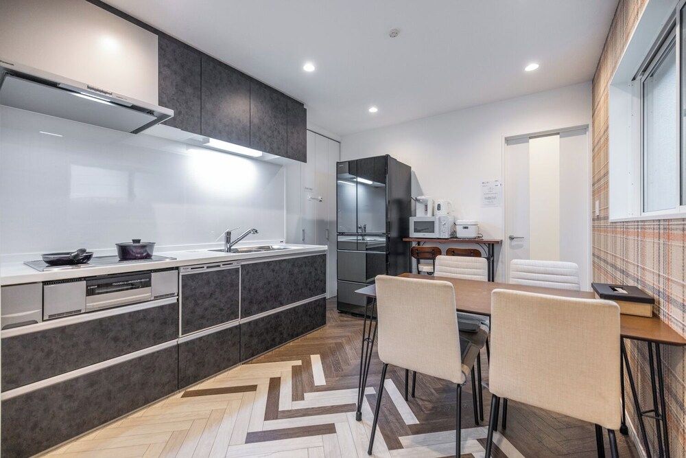 undefined Ikanikan 5