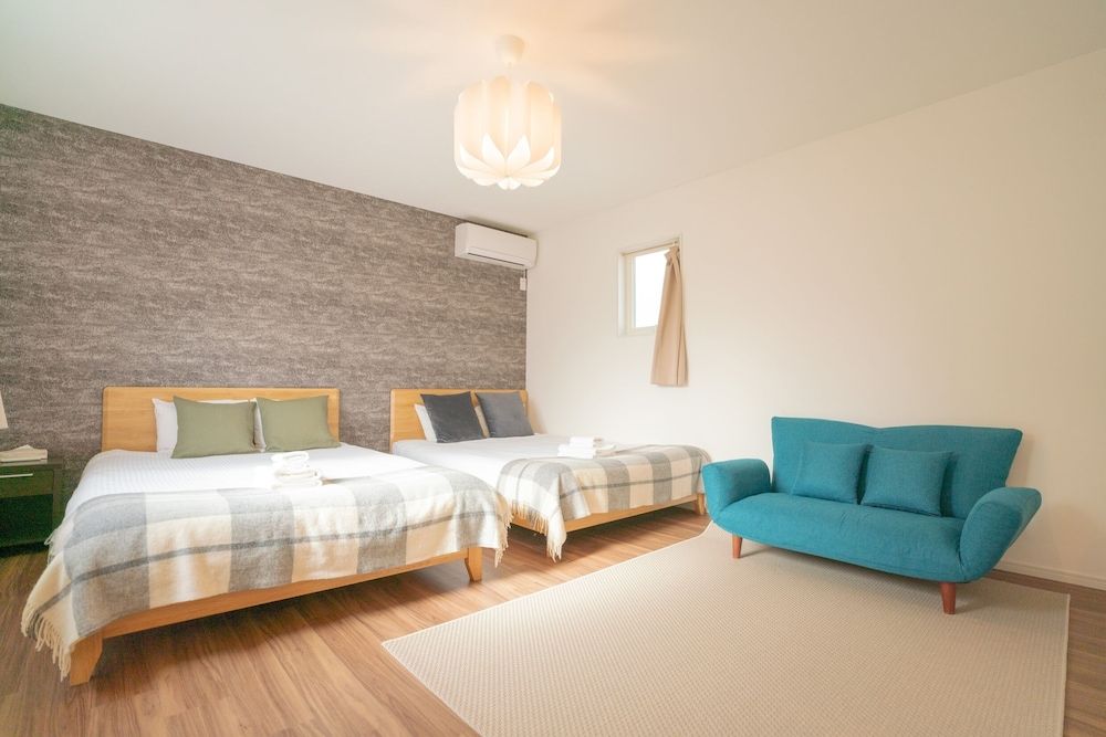 undefined Ikanikan 2