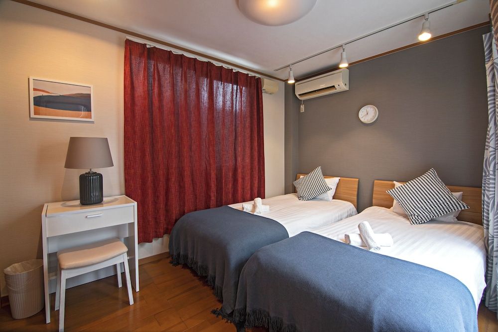 undefined Morinomiya 7