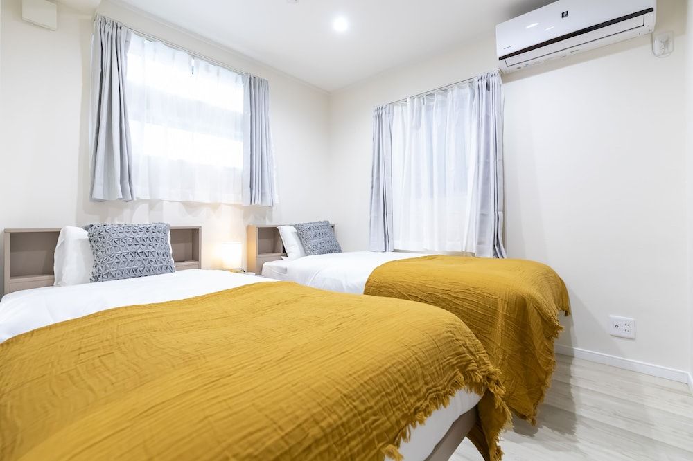 undefined SENBONKITA MATAICHIKYO