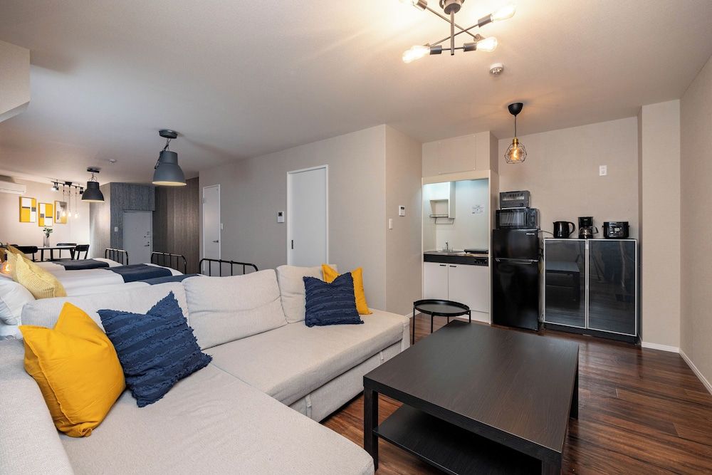 Arita Nipponbashi-nishi Arita Nipponbashinishi 1F 21