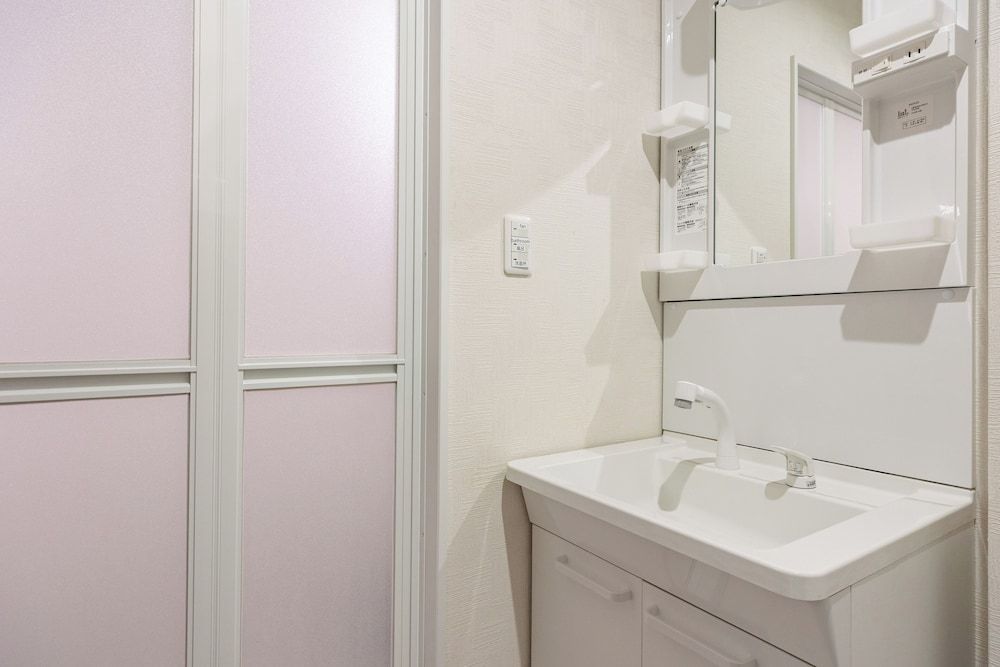 Arita Nipponbashi-nishi Arita Nipponbashinishi 1F 32