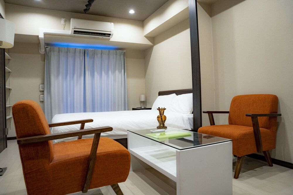 Sakimoto Residence Namba Minami Deluxe Apartment 14