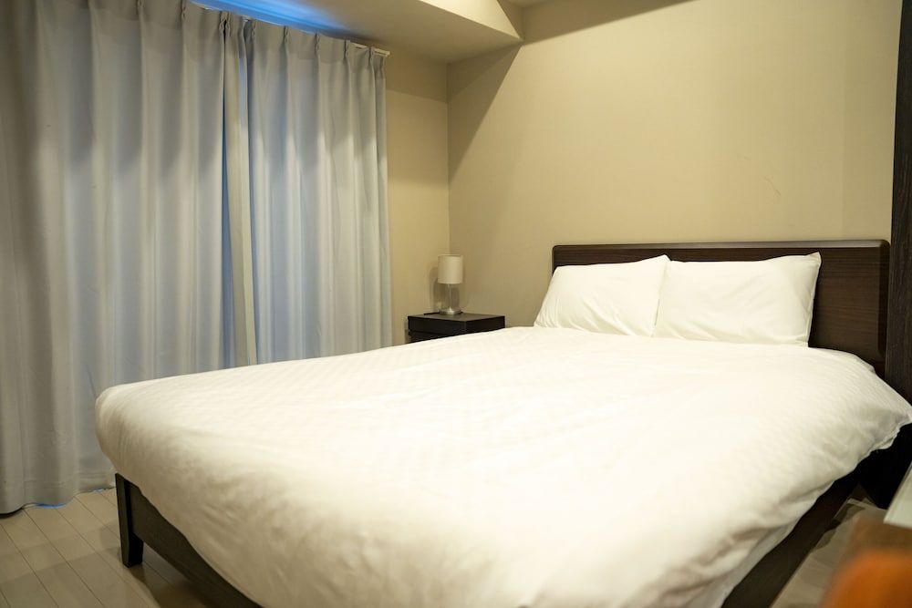 Sakimoto Residence Namba Minami Deluxe Apartment 13