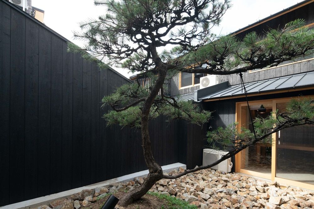 undefined CONTEXTED 4