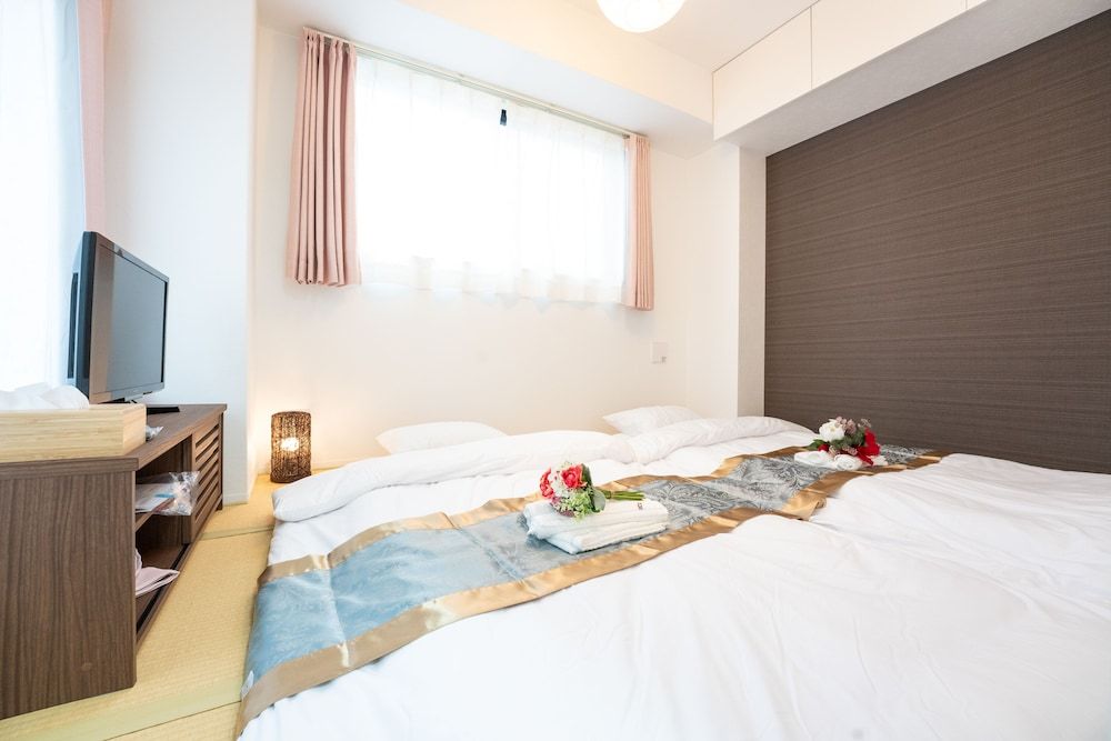 GN98 Osakaminpaku Superior Apartment, 2 Bedrooms (GN06) 2