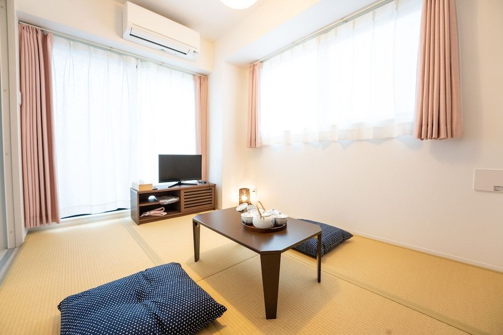 GN98 Osakaminpaku Superior Apartment, 2 Bedrooms (GN06) 13