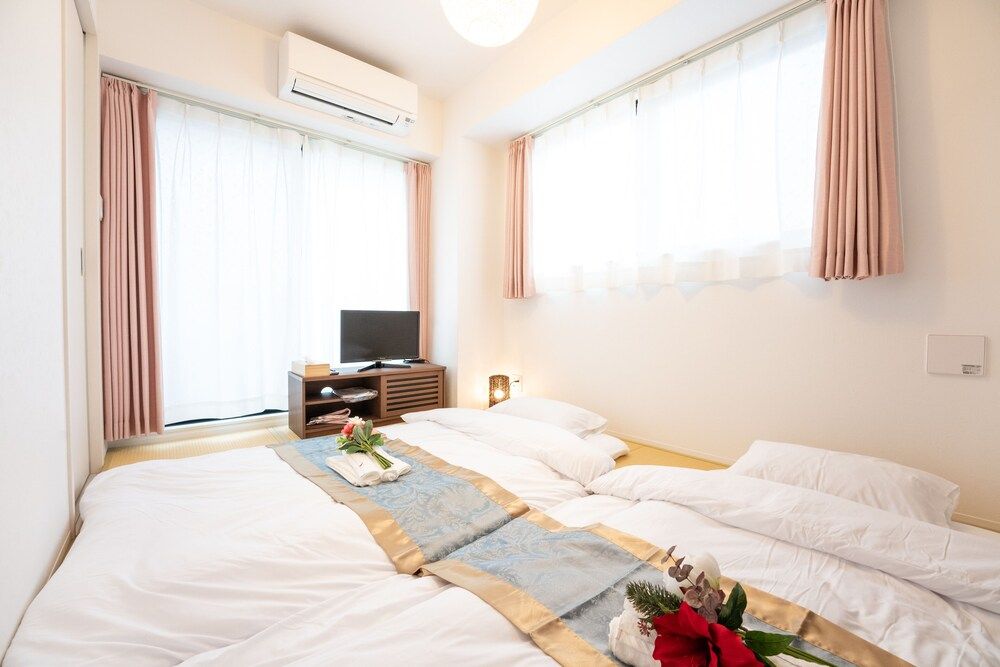 GN98 Osakaminpaku Superior Apartment, 2 Bedrooms (GN06) 3