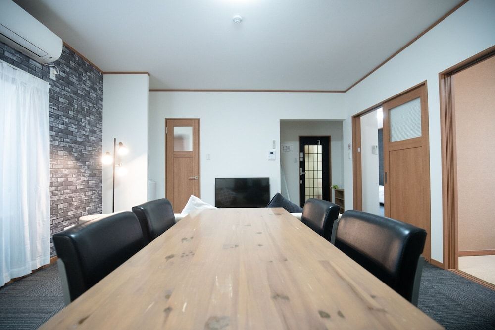 undefined Kuromon Residence 5