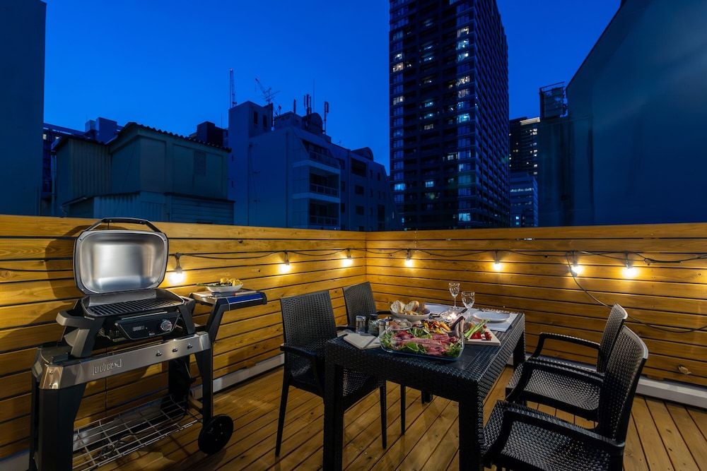 undefined ONE WORLD Sakaisuji Hommachi 6