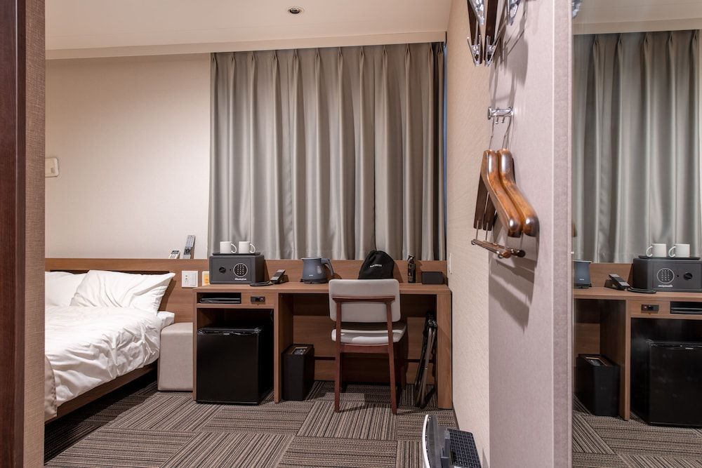 Hotel Sanrriott osakahommachi Room, Accessible 9