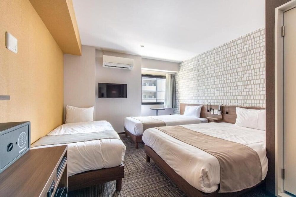 undefined Hotel Sanrriott osakahommachi 3