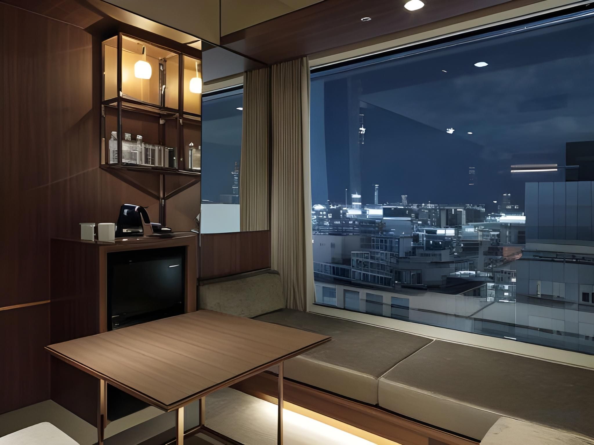 Executive Triple Room for 5 People with 2 Sofa Beds