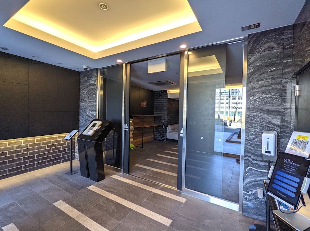 undefined ESLEAD HOTEL Namba Ebisu West 4