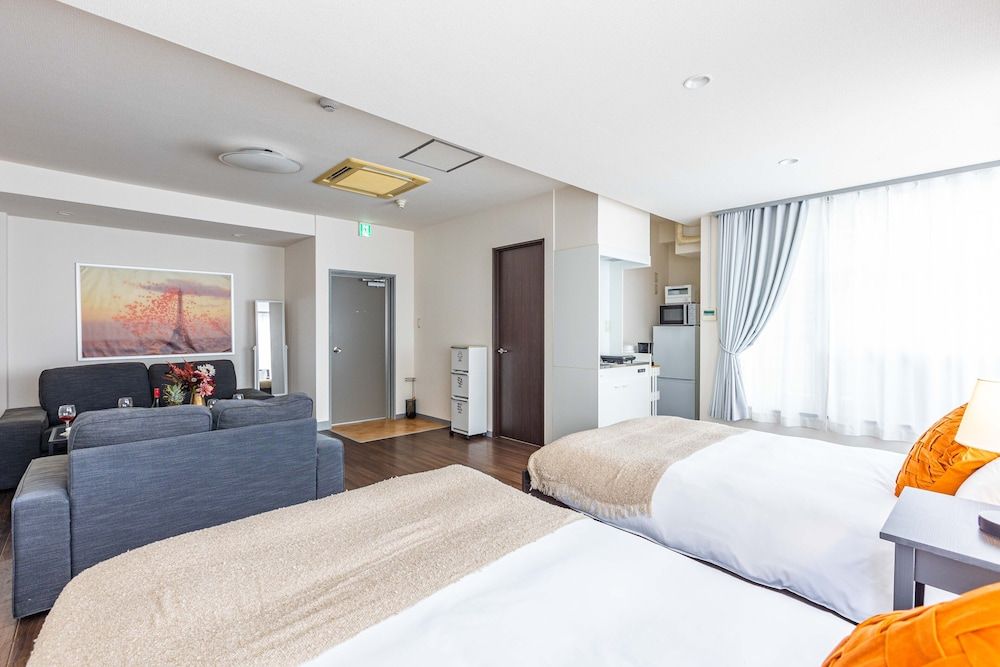 ART NAMBA HIGASHI ART NAMBA HIGASHI 6F No Somking 7