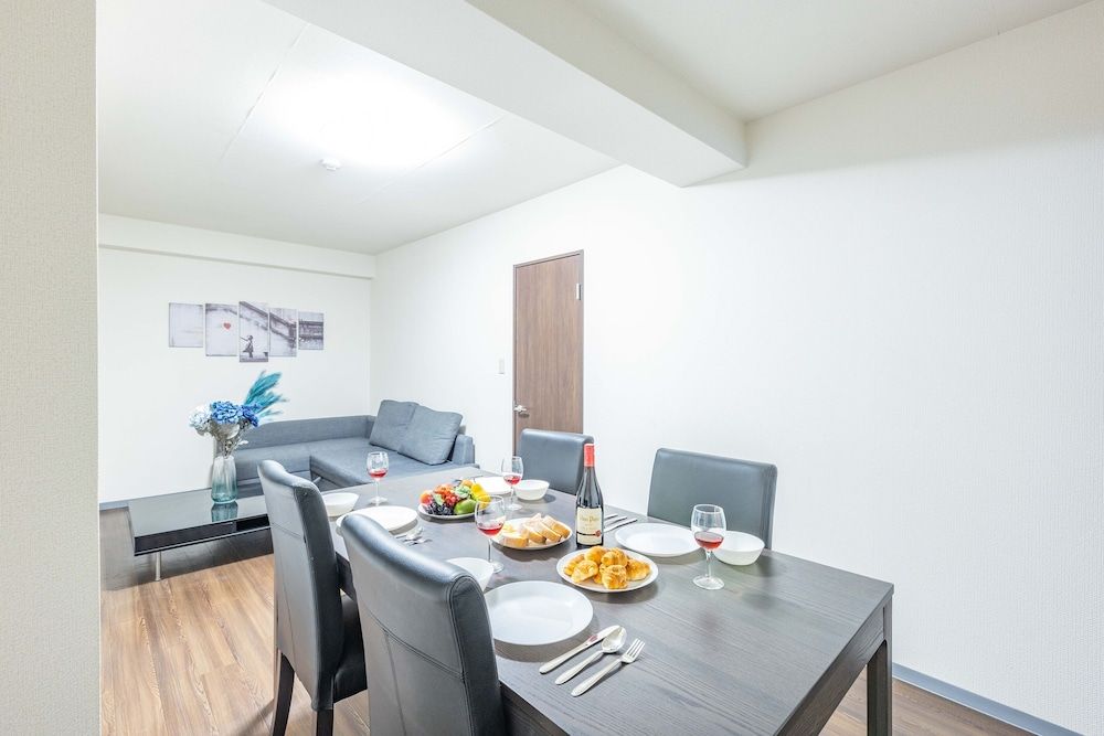 undefined ART NAMBA HIGASHI 4