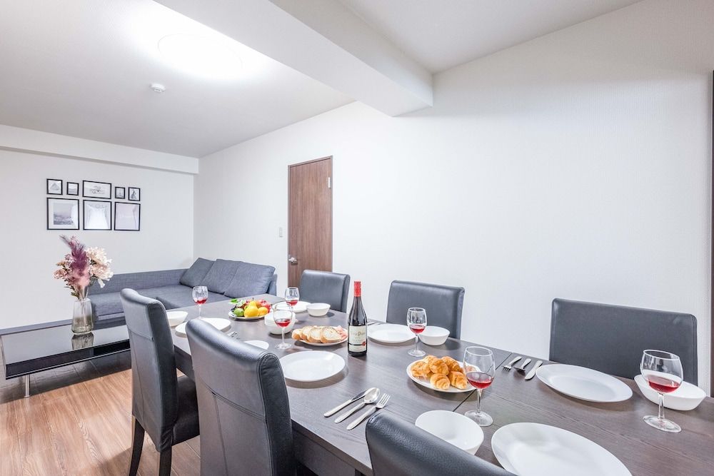 undefined ART NAMBA HIGASHI 3