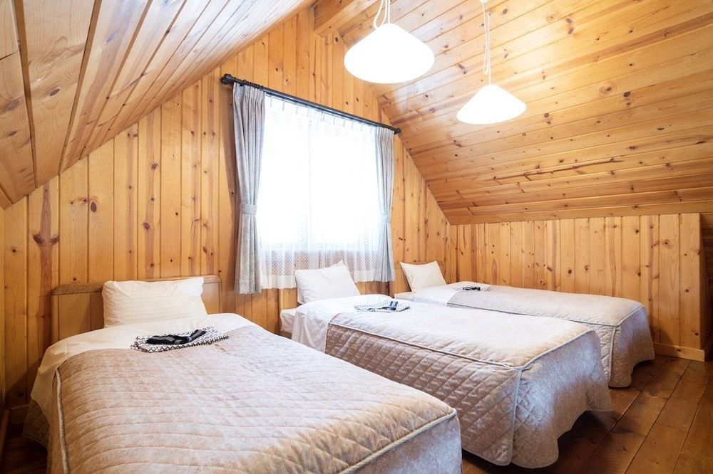 Private Cottage - Log Cabin
