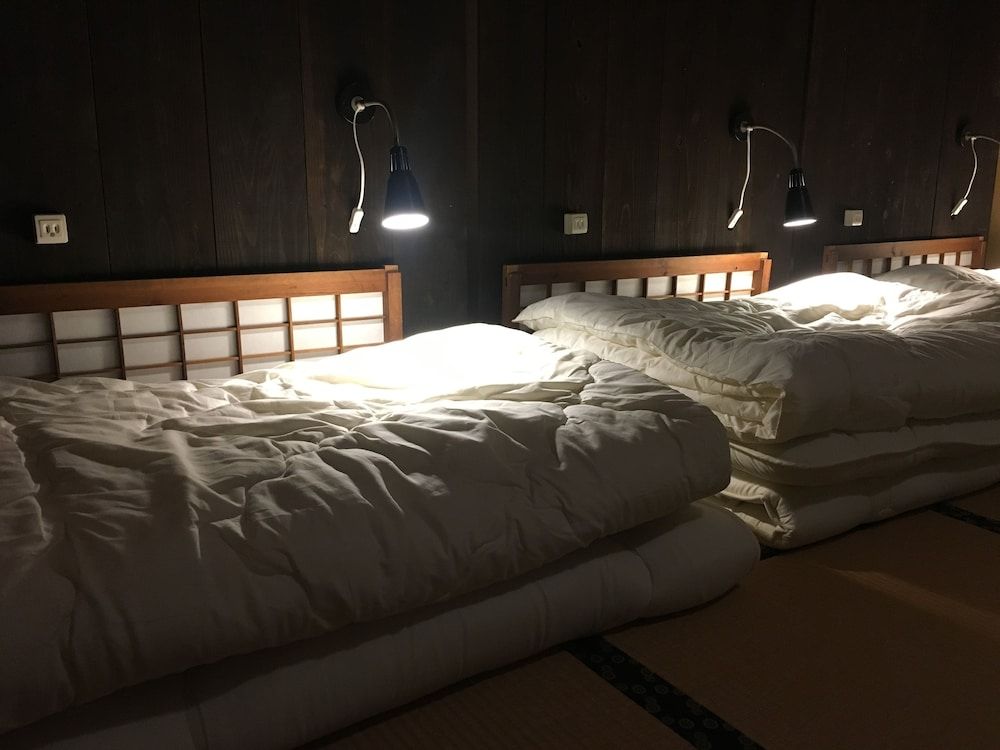 Shared Dormitory, Men only (Japanese Style Room)