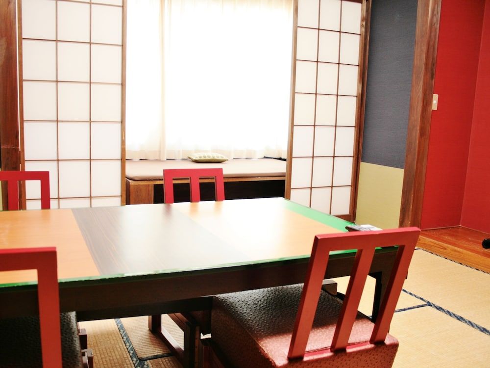 Japanese Room for Room Only