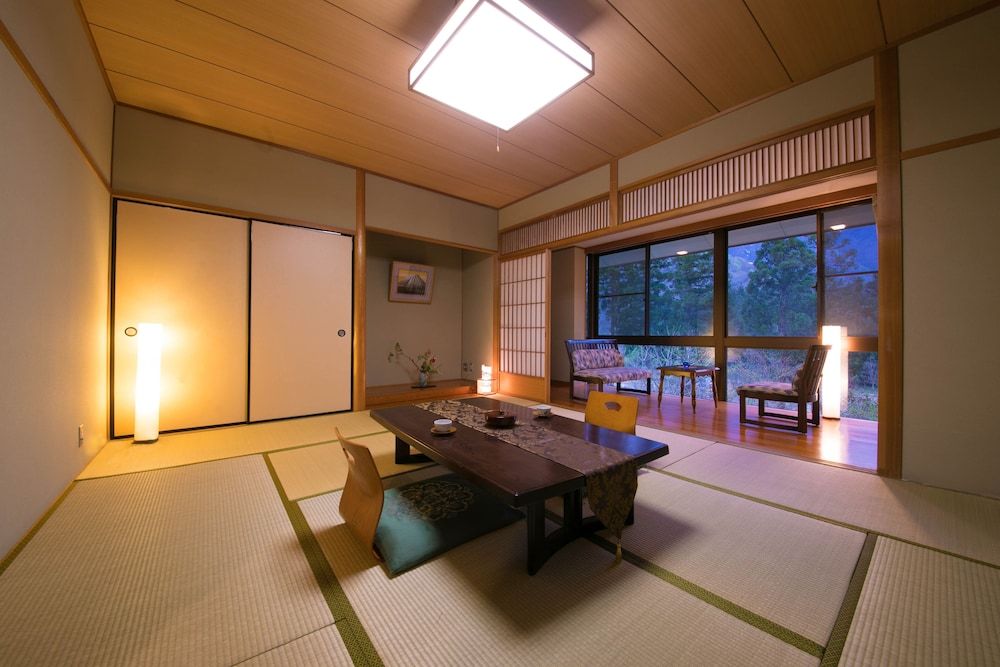 Japanese - Style Room