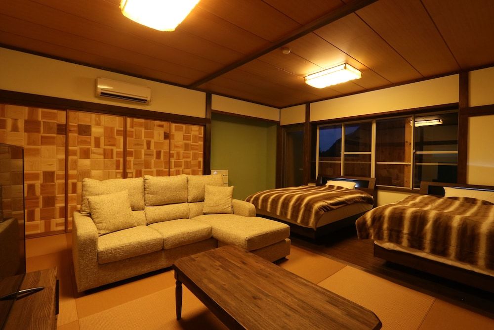 Japanese Western Style Room with Private Open-air Bath (30 sqm)