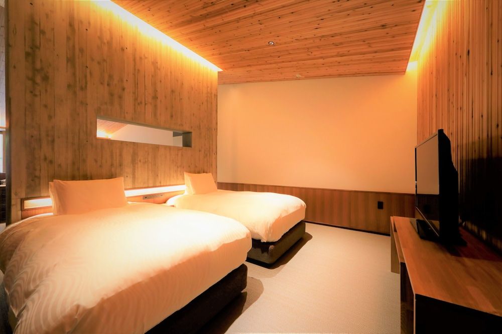 Forest Terrace Suite