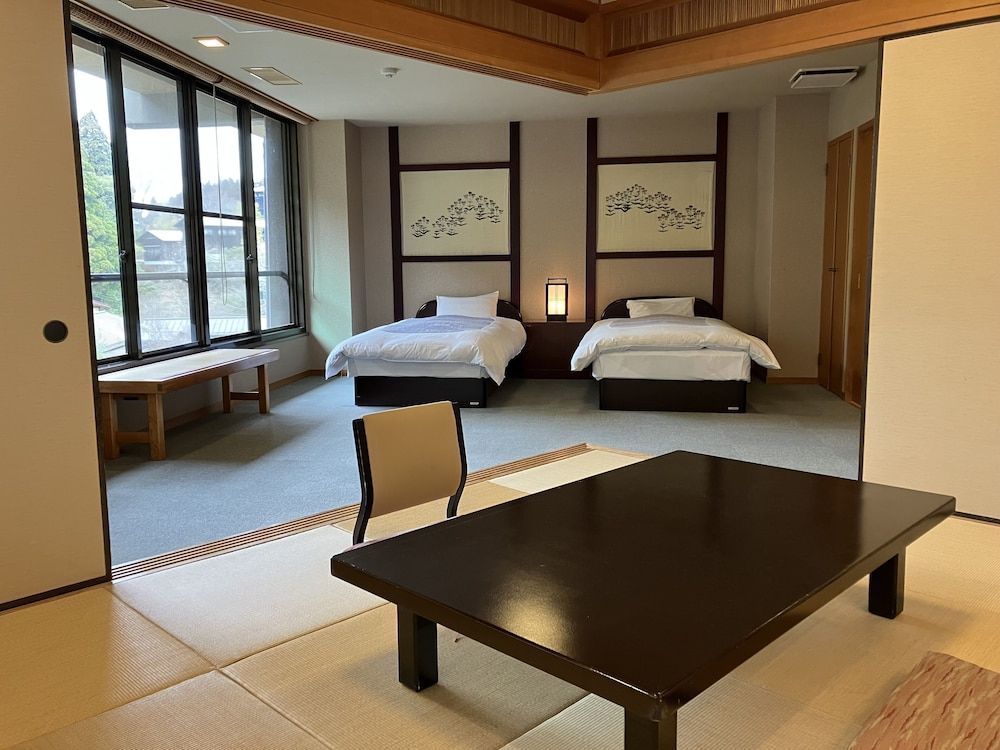 Japanese-Western Style Room (10-tatami mats and 2 beds), Non Smoking