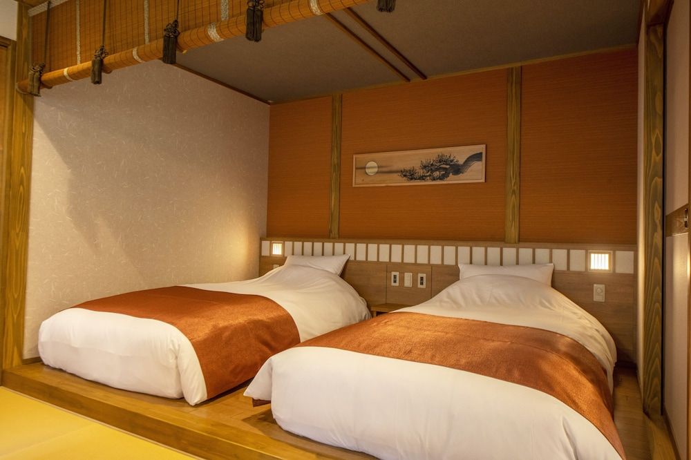 Classic Quadruple Room