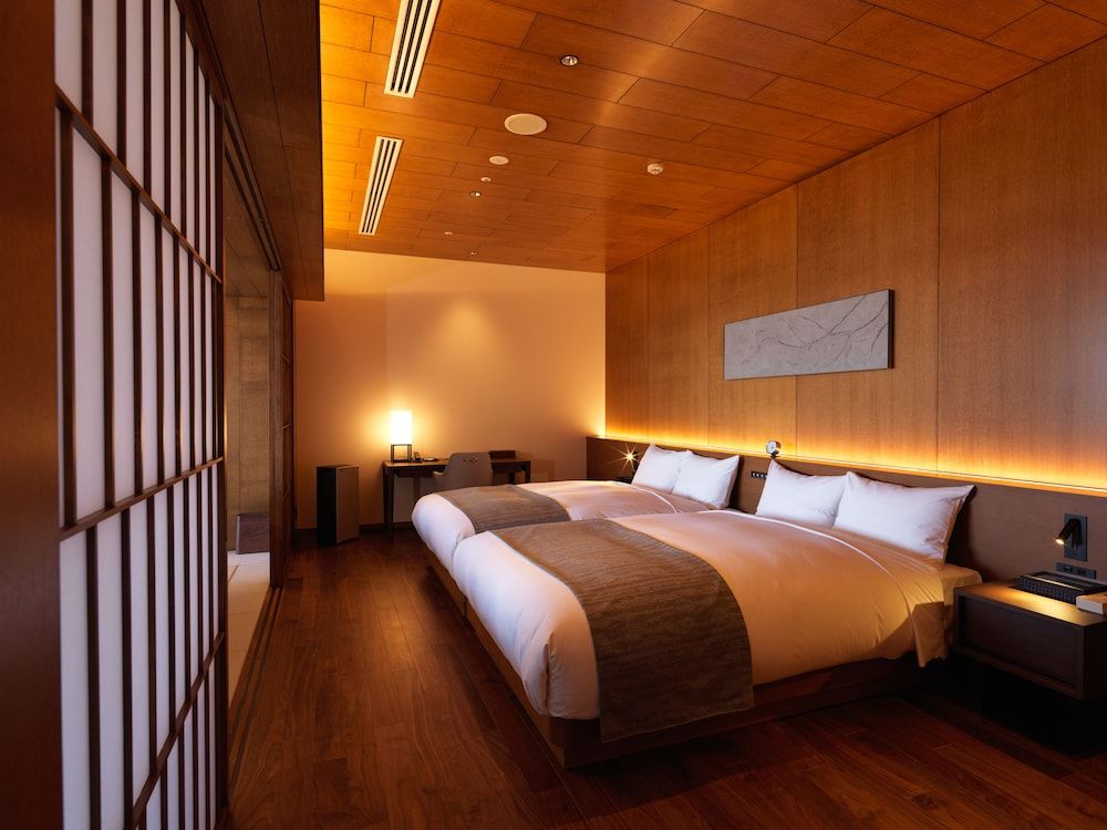 Suite Room with Onsen Open-Air Bath (Lake View) East Wing, Non-Smoking