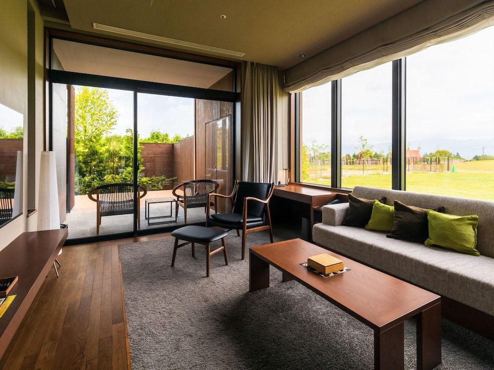 Deluxe Design Twin Room with Onsen Open-Air (Wood-Deck) Bath East Wing, Non-Smoking